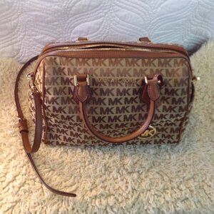 Michael Kors Doctor Bag, Canvas/Logo Satchel removeable shoulder strap; Classic